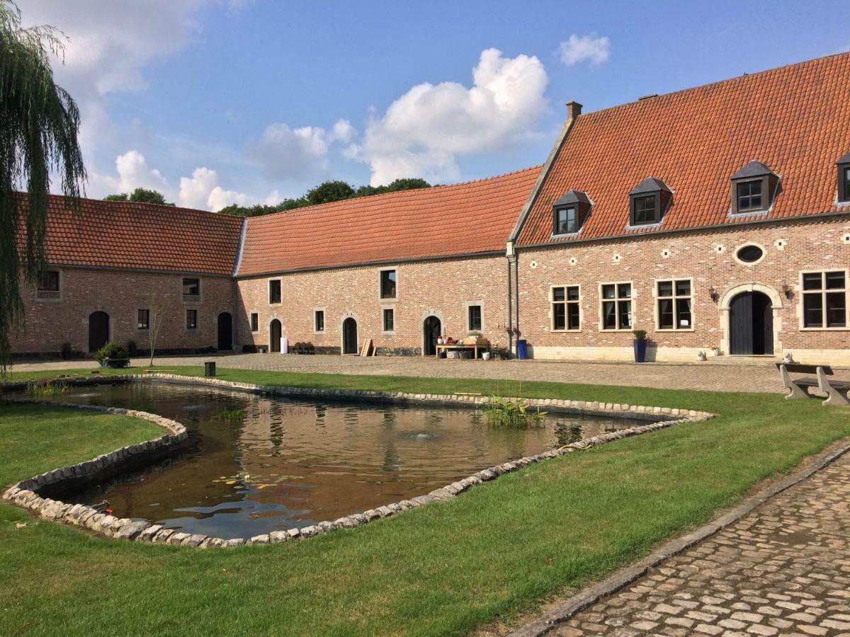 Chapeauveau Gite - B&B - Events Helecine Buitenkant foto
